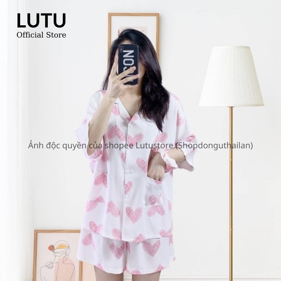 Bộ ngủ pijama chất lụa hoạ tiết dễ thương kèm dây buộc tóc scrunchies | BigBuy360 - bigbuy360.vn