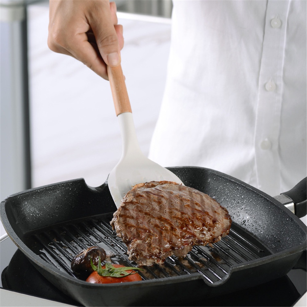 Bộ Dụng Cụ Nấu Ăn Gồm 10 Món Bằng Silicon Với Tay Cầm Gỗ Tiện Dụng
