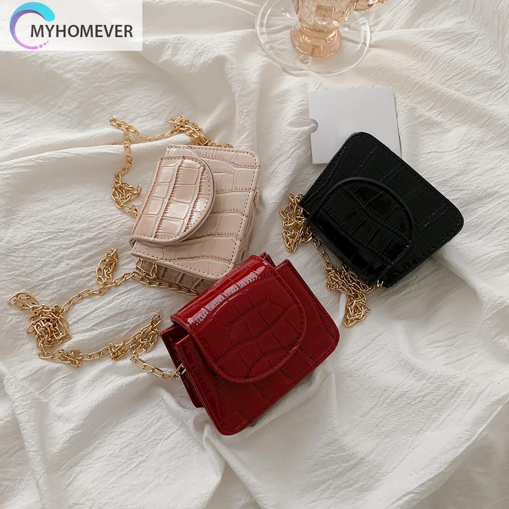 Túi Da Mini Màu Trơn Có Dây Xích Đeo Chéo Dành Cho Bạn Nữ