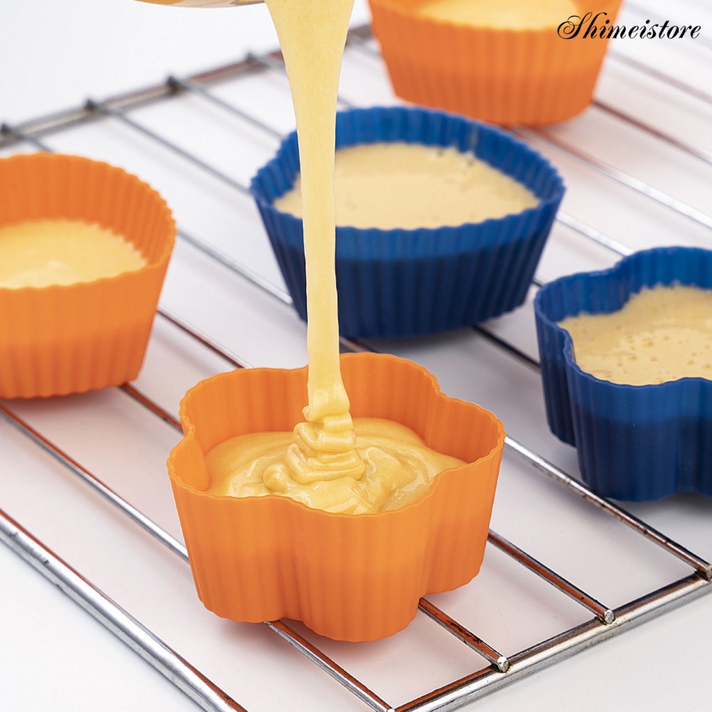 Set 3 Khuôn Làm Bánh Muffin Bằng Silicone Chống Dính Chịu Nhiệt Hình Trái Tim