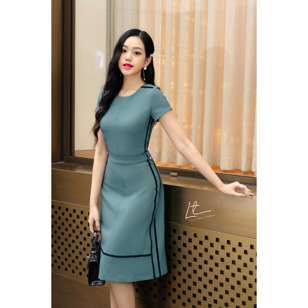 VÁY XOÈ CỔ TRÒN PHỐI DÂY NHUNG | BigBuy360 - bigbuy360.vn