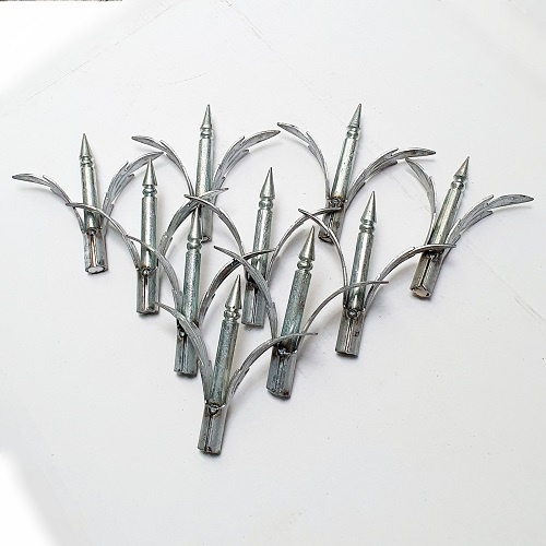 Bộ 5 Hoặc 10 Chông Sắt Trang Trí Cao 10cm Hàn Vào Đỉnh Hàng Rào Dùng Tự Gia Cố Và Trang Trí Bảo Vệ Cổng