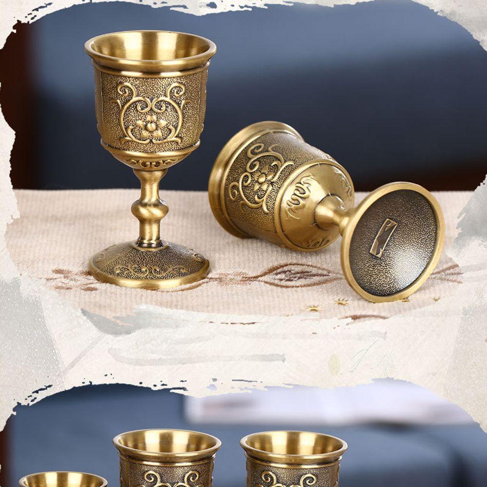 Ly Uống Rượu Bằng Kim Loại Họa Tiết Dập Nổi Phong Cách Châu Âu Sang Trọng