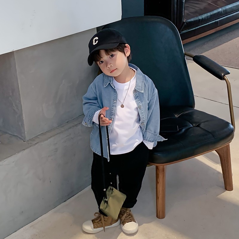 Áo denim dài tay màu nhạt đơn giản cho bé A875