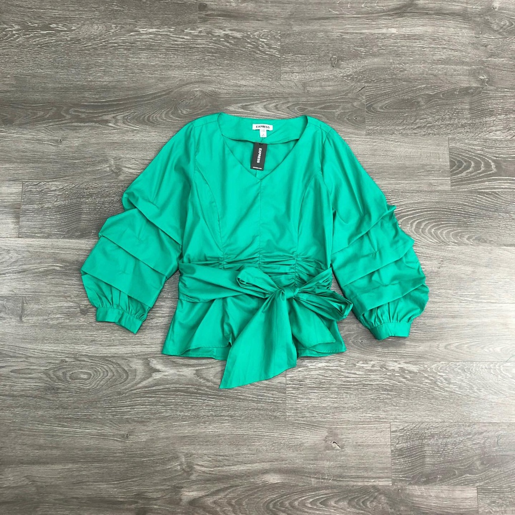 Áo sơ mi nữ Express cổ Tim kèm belt KAMI