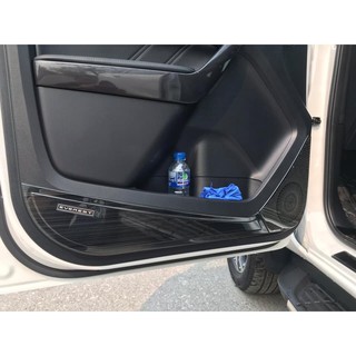 Ốp màng loa TITAN Ford Everest.