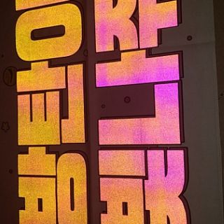 Slogan vải cổ vũ BTS