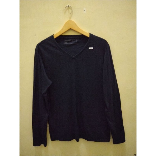 Áo Thun Cơ Bản Cổ Chữ V Thương Hiệu Thường Xuyên Vừa Vặn Thương Hiệu GU by UNIQLO (Cỡ L nego)