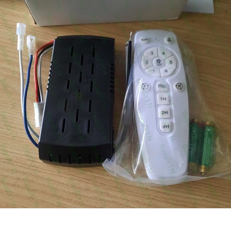 Bộ điều khiển từ xa quạt trần đèn gồm remode DC 40W dùng cho quạt 5 cánh thẳng