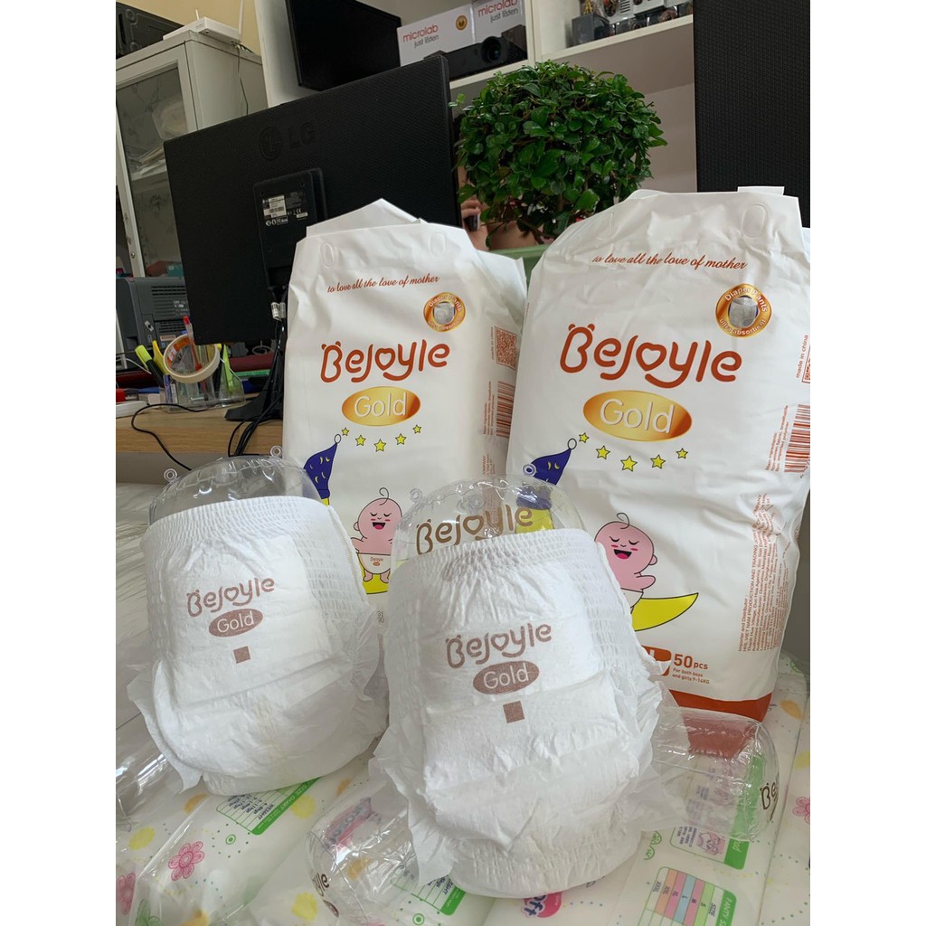 Bỉm quần Bejoyle Gold/ full size M,L,XL,XXL,XXXL/ 1 bịch có 50 miếng/ size 4XL có 46 miếng giá siêu rẻ !
