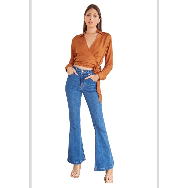 Hàng xuất xịn- Áo kiểu sơ mi croptop tay dài cổ tim F 2 một xuất khẩu