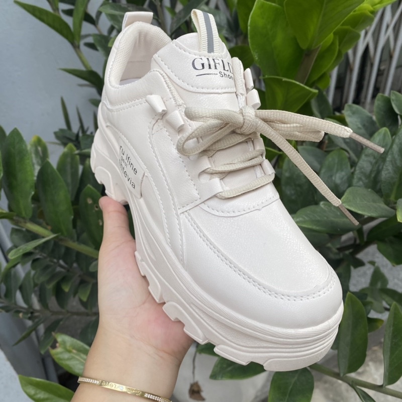 Giầy Chunky kem sữa đế cao tôn dáng cho chị em