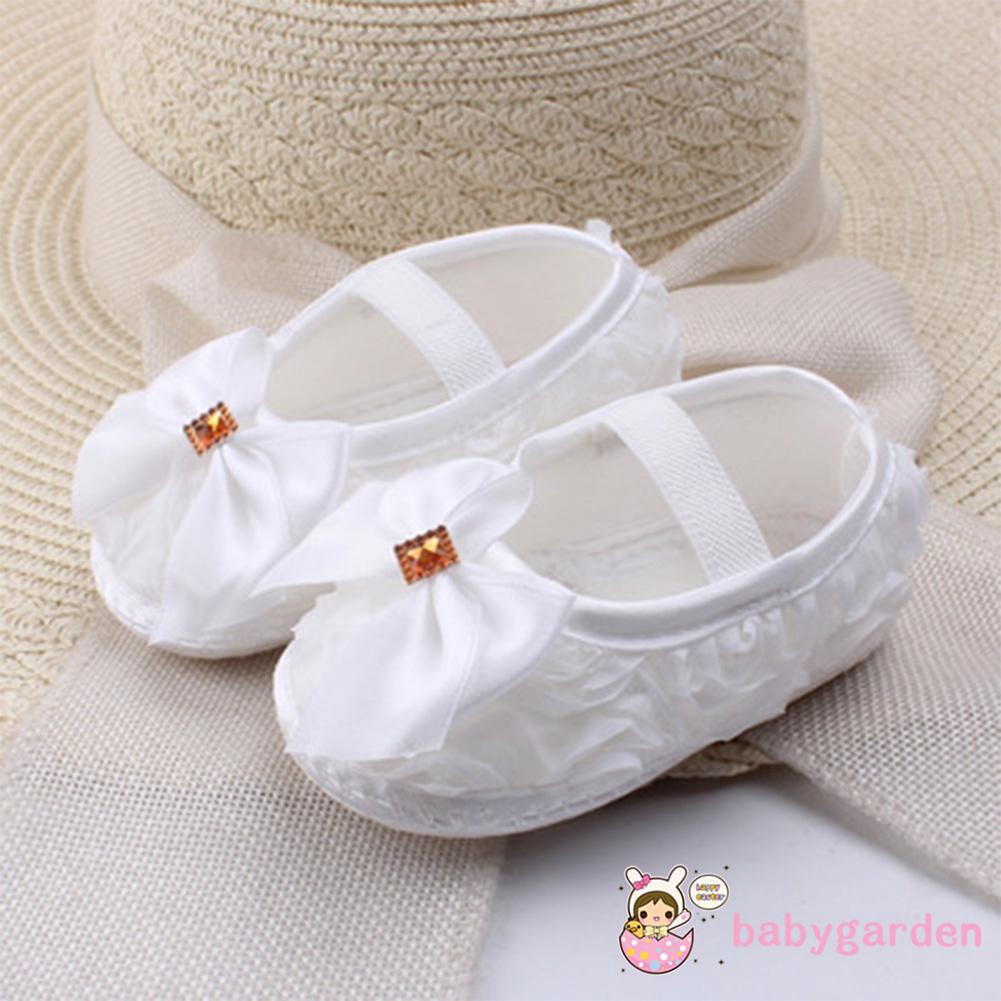 Giày tập đi mềm mại dễ thương cho bé gái