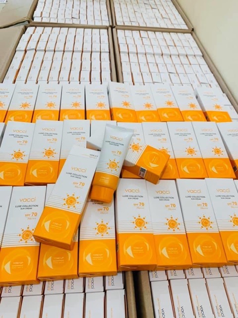 Kem chống nắng VACCI TONE UP SPF 70 PA+++