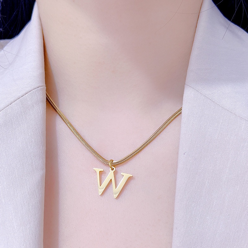 Vòng cổ Thép Titan Mạ Vàng 18K Mặt 26 Chữ Cái Tiếng Anh Thời Trang Cho Nữ