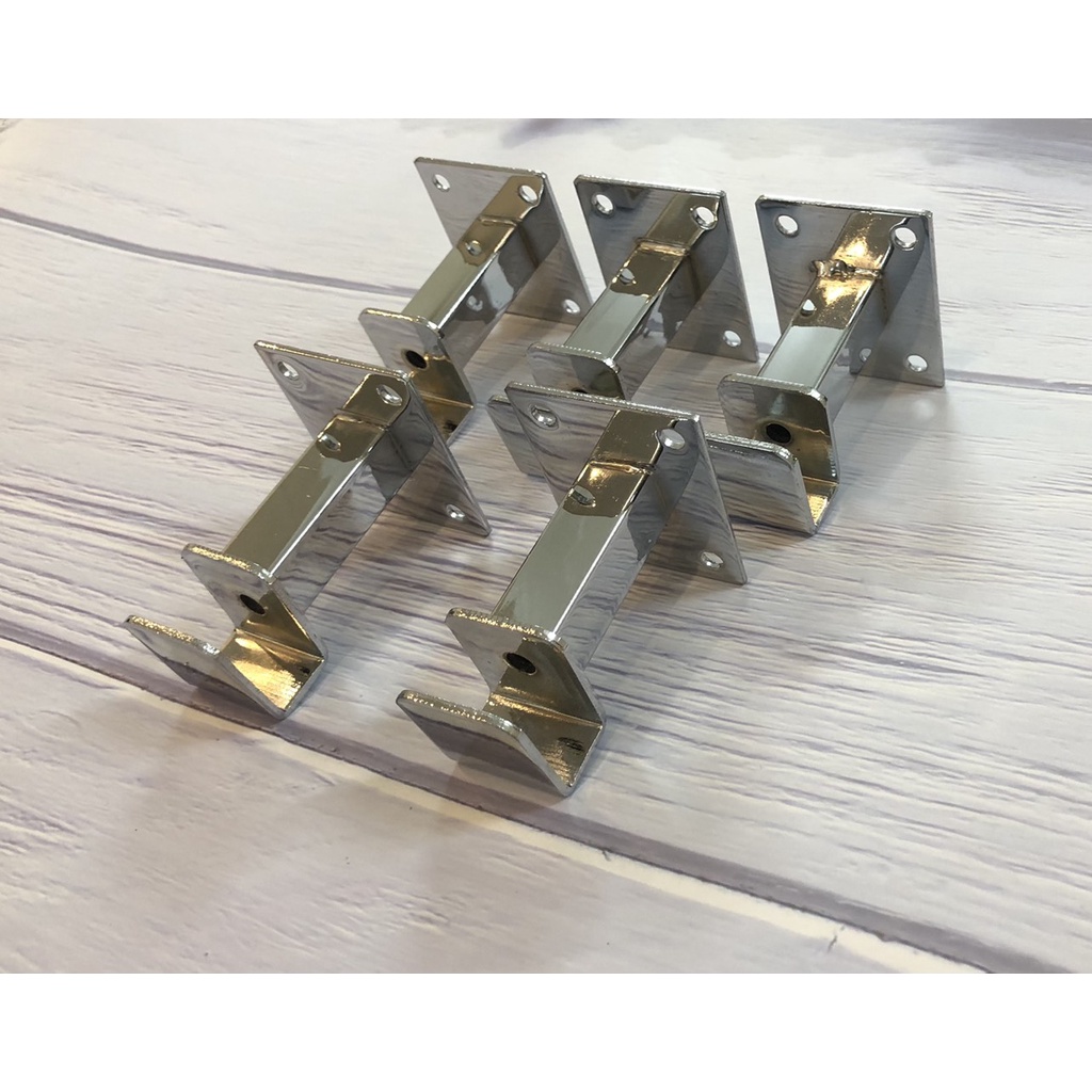 cốc đỡ thanh inox làm kệ gắn tường