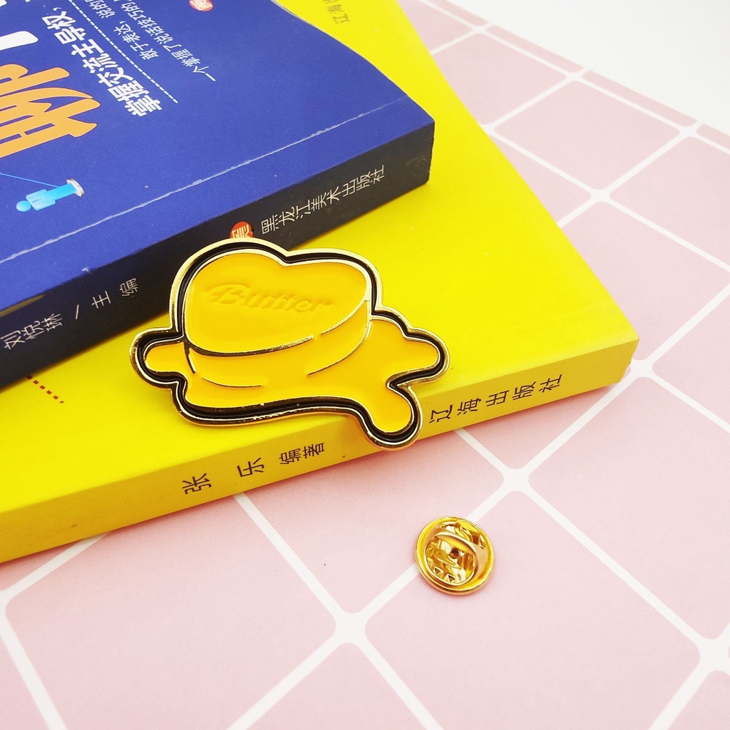 Huy Hiệu Cài Áo Hình Tròn In Hình Nhóm Nhạc BTS