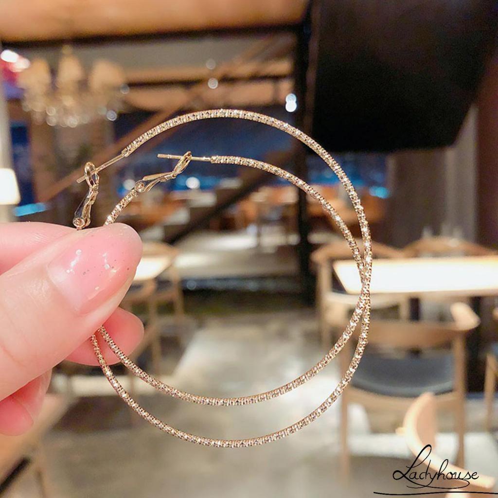 Bông tai hình tròn cỡ lớn màu sắc lấp lánh phong cách cá tính thời trang cho nữ