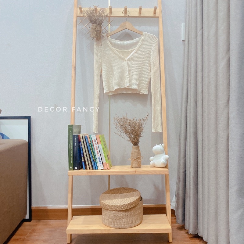 Thang gỗ dựa tường treo quần áo, phụ kiện chụp hình, Kệ treo đồ decor shop - Decor Fancy