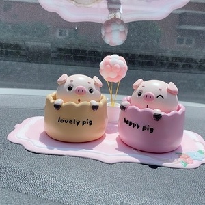 [Head Shaking!]Hoạt Hình Chú Heo Lắc Đầu Trang Trí Bảng Điều Khiển Xe Hơi