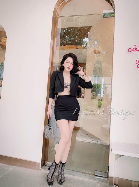 Áo ống lưới 2 lớp thêu chữ hot