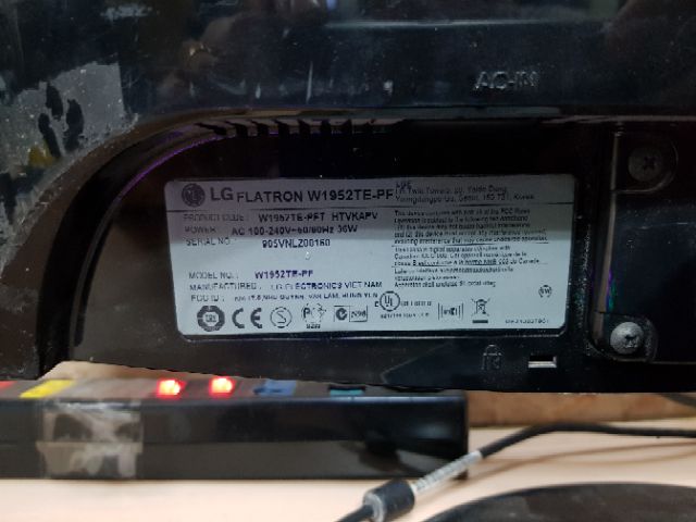 MÀN HÌNH LCD LG W1952TE | BigBuy360 - bigbuy360.vn