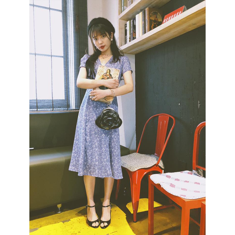 Đầm Hoa Đắp Chéo