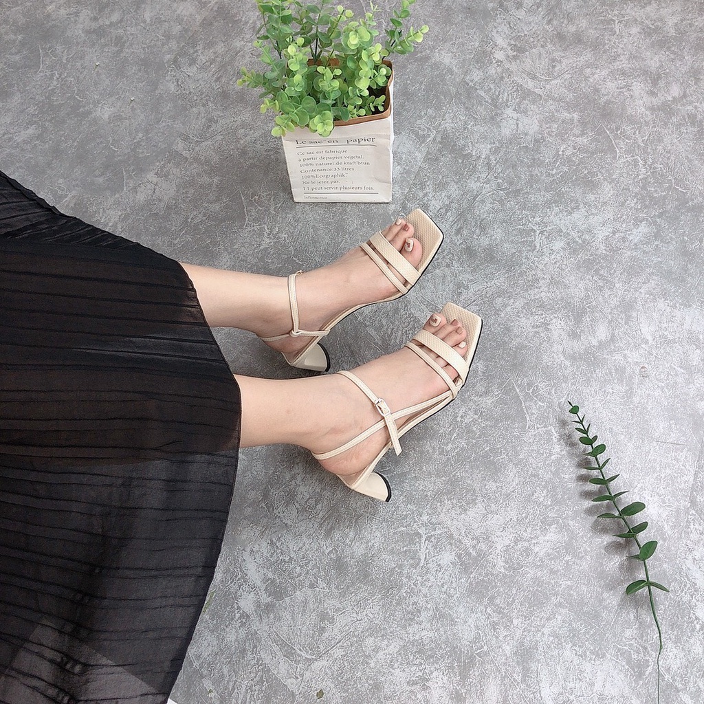 Giày Sandal Gót COLEE Dây Ngang Xéo Sườn Cao 5p VNXK