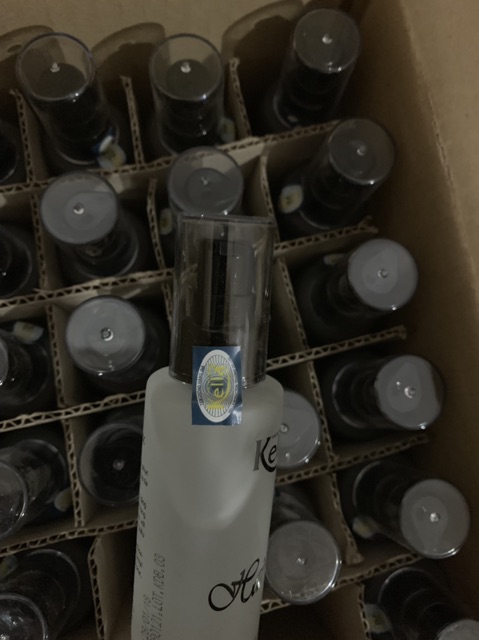 Dầu bóng dưỡng tóc Kella ( bóng nắp đen chai miểng ) 60ml Haircoat with suncreen | BigBuy360 - bigbuy360.vn