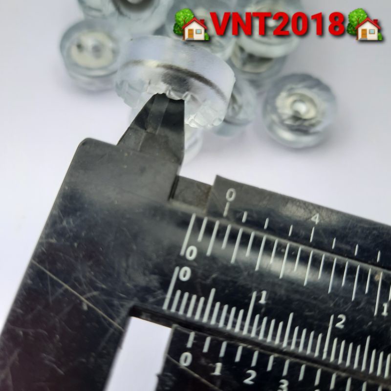 Cao su lót chân bàn, ghế phi 17x7mm