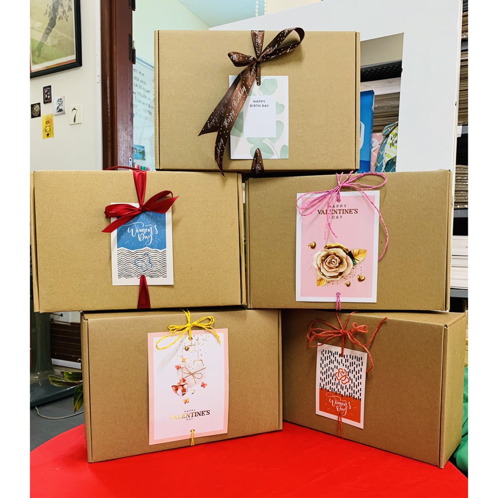 Hộp quà sóng mặt Kraft siêu chắc chắn 20x30x10cm | BigBuy360 - bigbuy360.vn