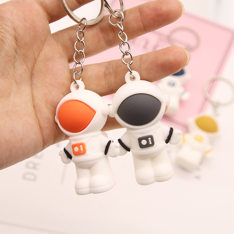 Móc khóa phi hành gia