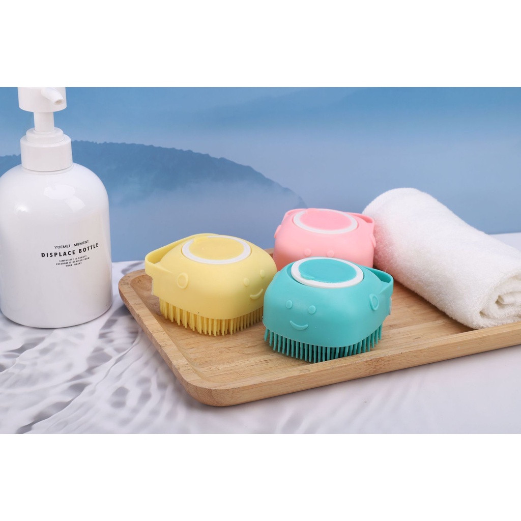 Bàn chải tắm chó mèo Hipipet, chất liệu silicon massage tạo bọt nhanh, tiết kiệm sữa tắm