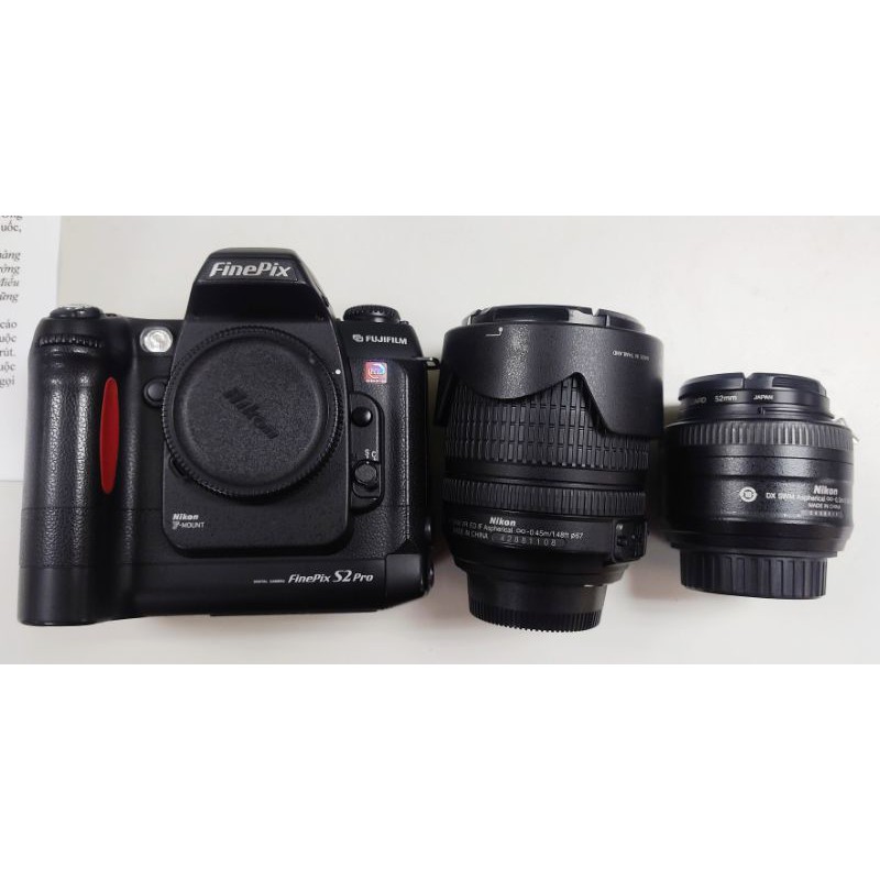 Fujifilm s2, lens Nikon 35 1.8G, Nikon 18-105