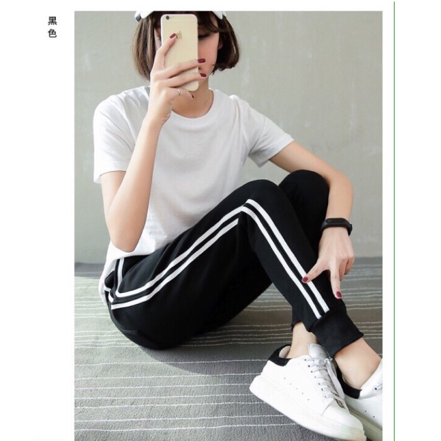 Quân jogger nữ 2 sọc có bo chân