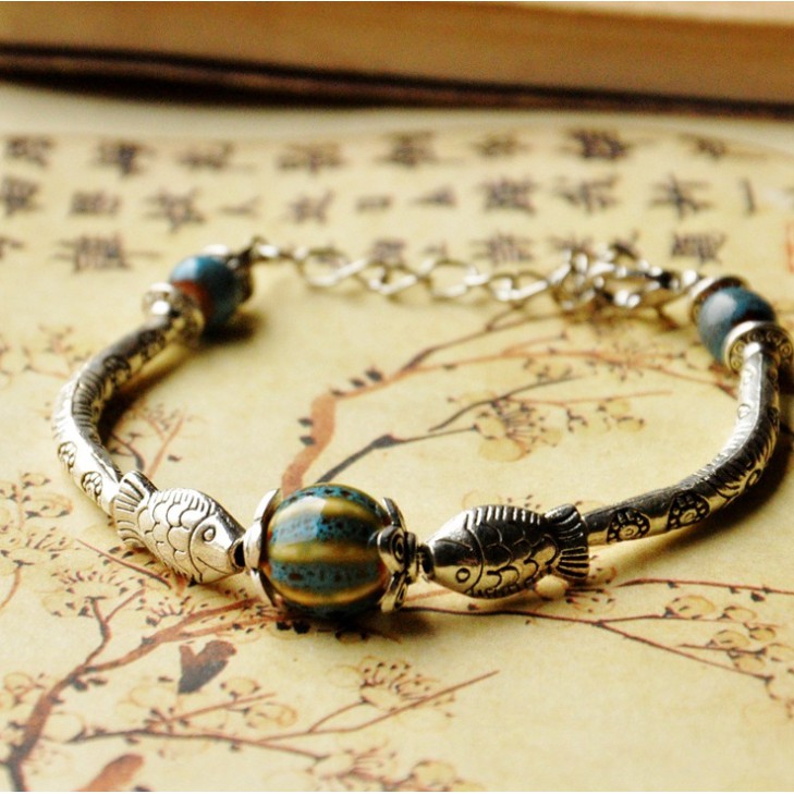 Vòng gốm charm phối song ngư VGOM60