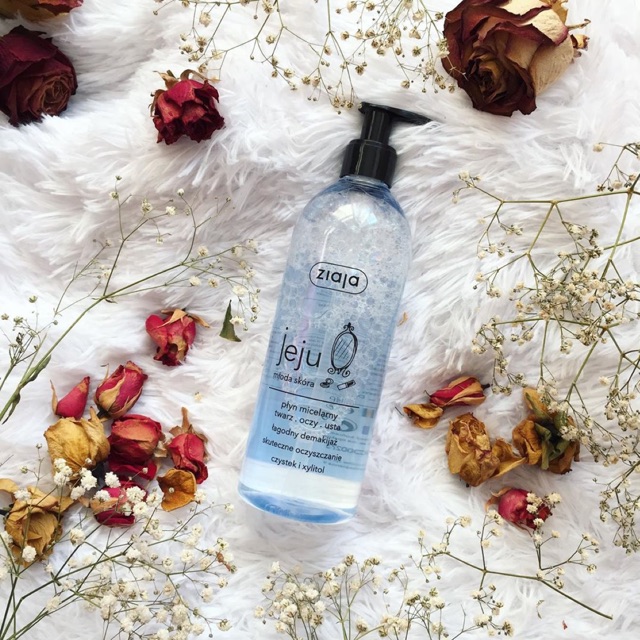TẩyTrang Ziaja Jeju Dành Riêng cho Da Dầu, Mụn, Da Hỗ Hợp