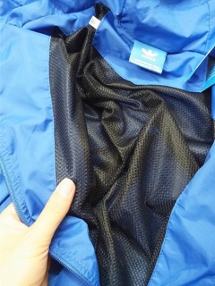 Áo khoác dù Adidas