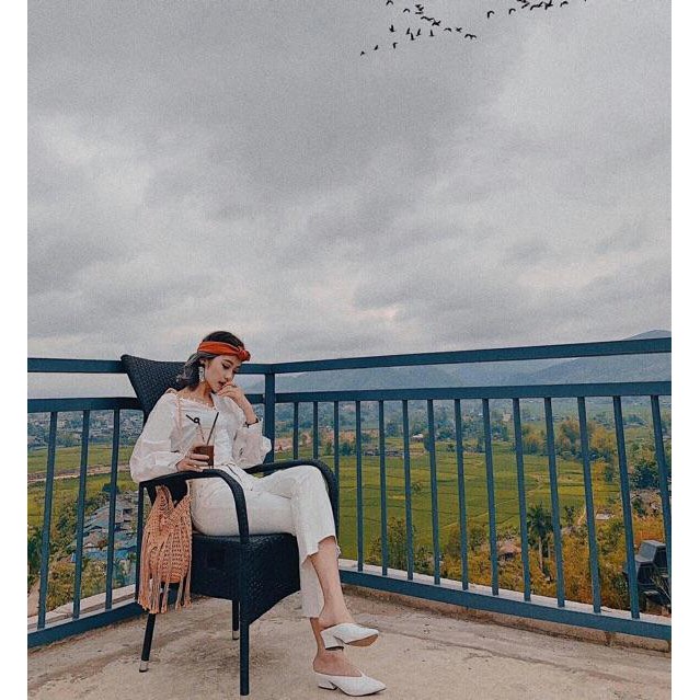 Quần kaki ống loe rách gối siêu hot - KHO SỈ SẴN SỐ LƯỢNG LỚN | BigBuy360 - bigbuy360.vn