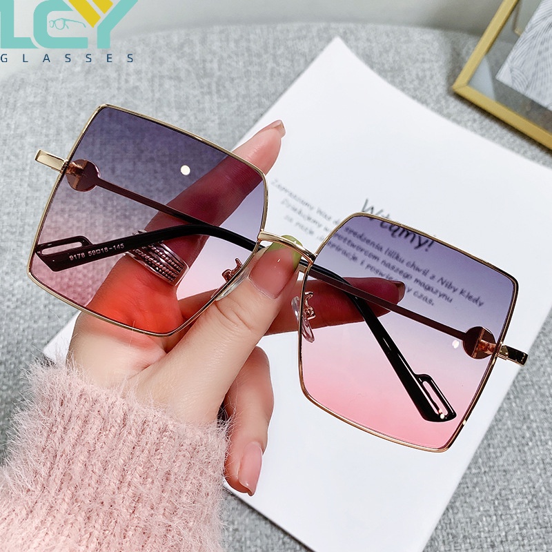 Kính Mát Gọng Vuông To Chống Tia UV Thời Trang 2022
