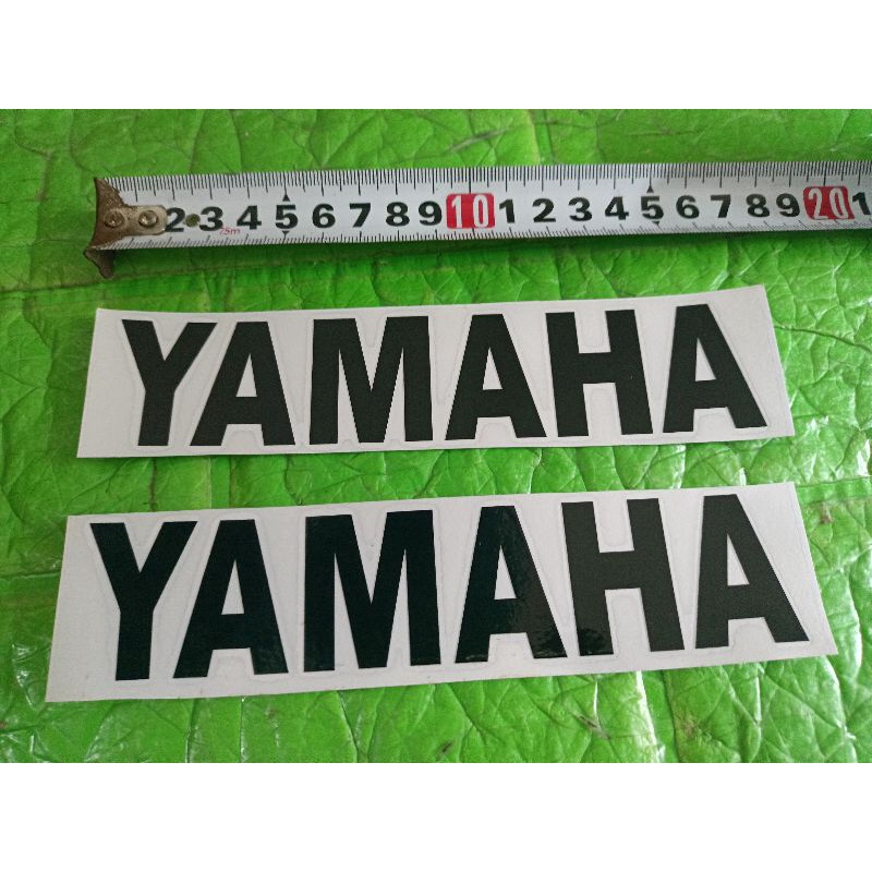 Bộ 2 tem dán Yamaha màu đen trang trí xe lớn