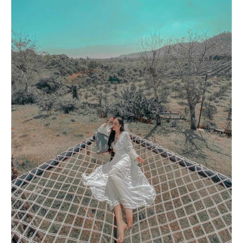 Đầm maxi trắng phối ren đan lưng [ FREESIZE DƯỚI 55KG] nhẹ nhàng nữ tính | BigBuy360 - bigbuy360.vn