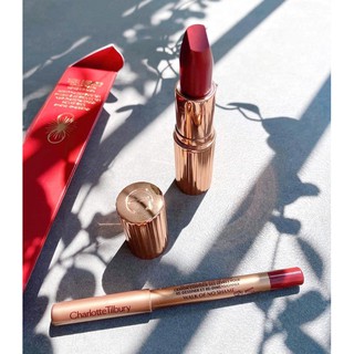 👄👄 set son CHARLOTTE  TILBURY walk of no shame💄💄