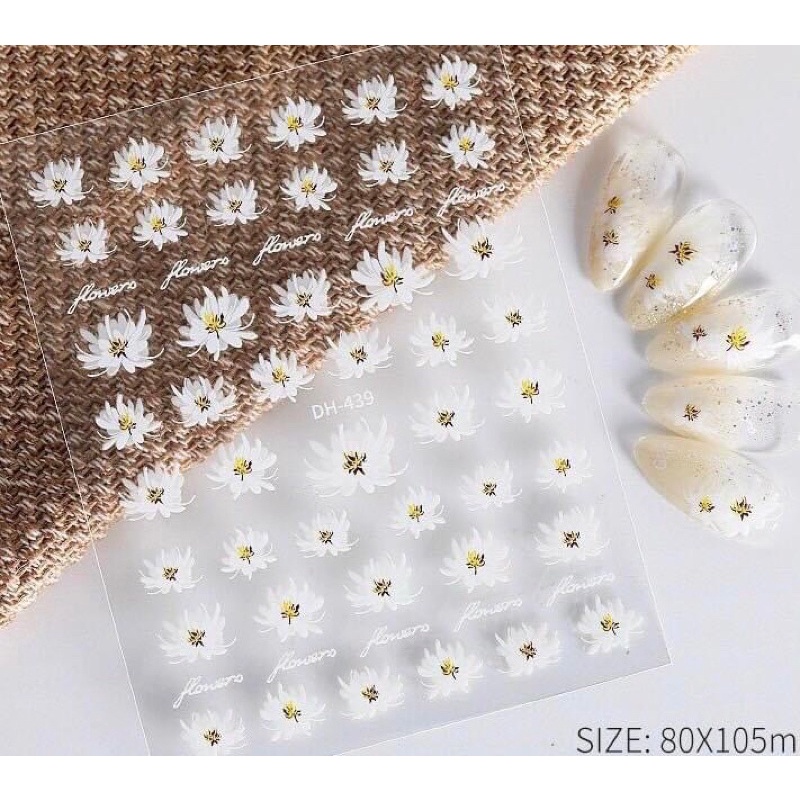 Sticker dán mẫu hoa trang trí móng tay chân