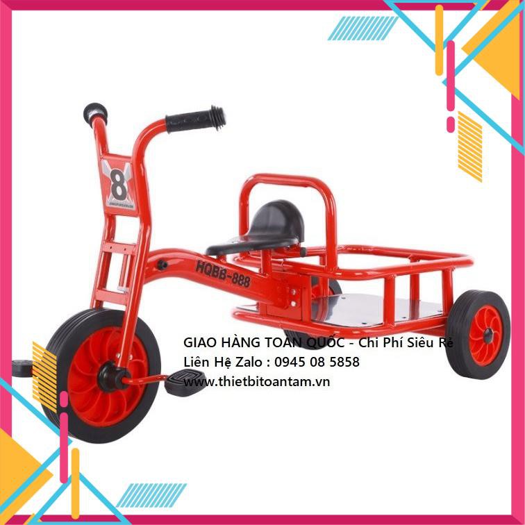 XÃ HÀNG - Xe đạp 3 bánh bán tải màu đỏ giúp trẻ hoạt động đôi tay đôi chân và cơ thể linh hoạt.
