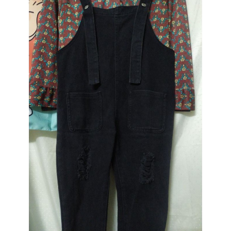 Yếm jean rách gối eo 80 si | BigBuy360 - bigbuy360.vn