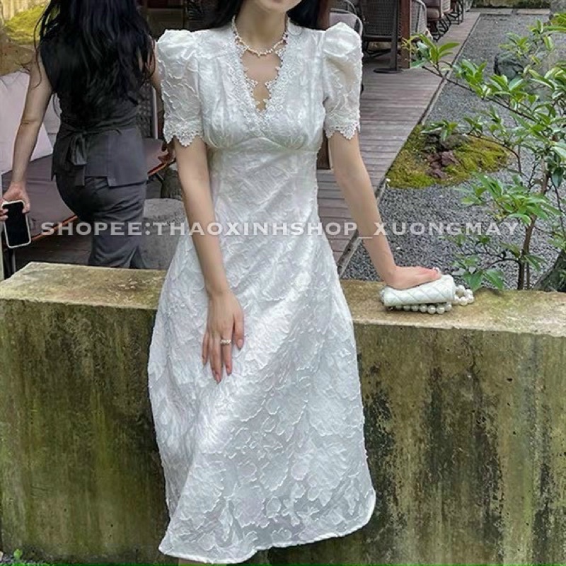 Đầm maxi ren kem dáng dài
