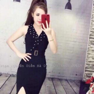 Đầm body xẻ tà cực xinh
