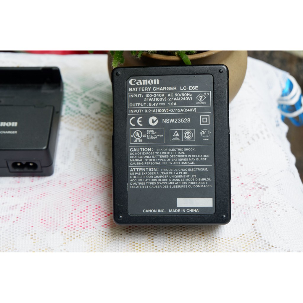 Sạc zin Canon LP E6 dành cho máy ảnh Canon 60D/70D/80D