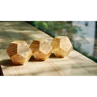 Lịch Gỗ Để Bàn Ligovi 2019